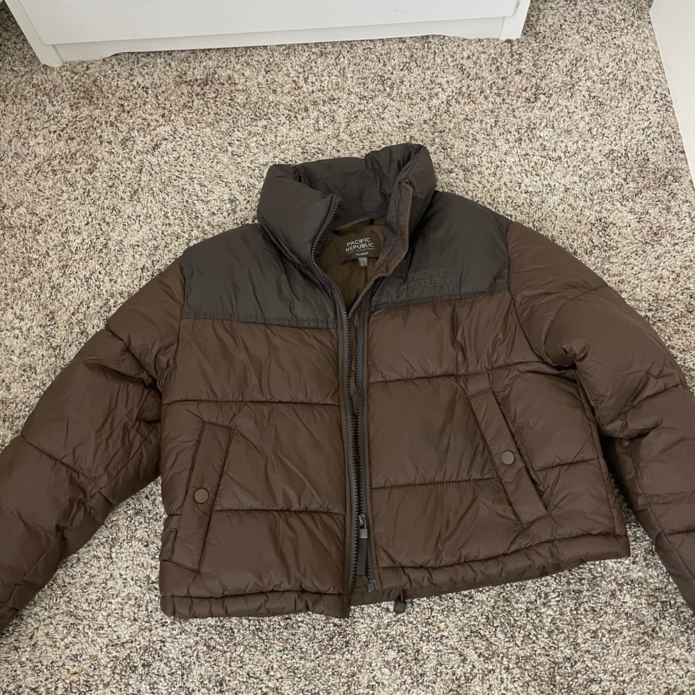 Brown Quilted Puffer Jacket with High Collar